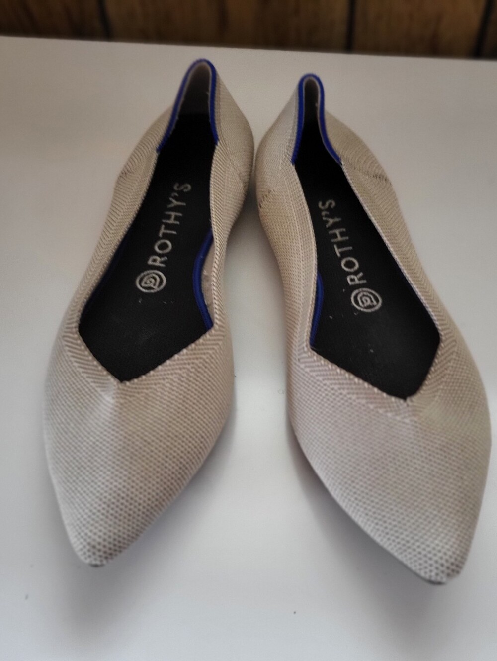 Rothy’s The Point Shoe Women Size 10 Light Gray Removable Insoles Washable - Picture 1 of 6